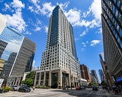 15 Grenville Street 4710, Toronto, ON M4Y 1A1