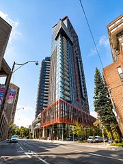 32 Davenport Road 2406, Toronto, ON M5R 0B5
