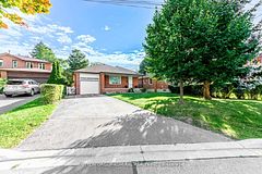 19 Tobruk Crescent BSMT, Toronto, ON M2M 3B3