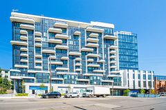 322 Dupont Street 206, Toronto, ON M5R 0E3