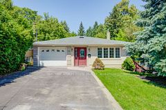 18 Doverwood Court, Toronto, ON M2M 2G7