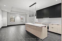 2 Avenue Road 1502, Toronto, ON M5R 0C6