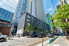 25 Richmond Street E 312, Toronto, ON M5C 1N7