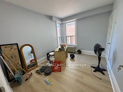 618 Bathurst Street 202, Toronto, ON M5S 2R1