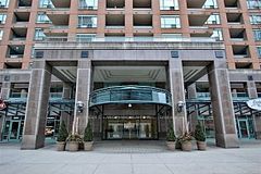 887 BAY Street 902, Toronto, ON M5S 3K4