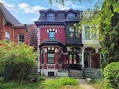 28 Beaconsfield Avenue 3, Toronto, ON M6J 3H9
