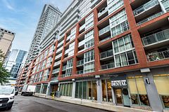 21 Nelson Street UPH 11, Toronto, ON M5V 1T8