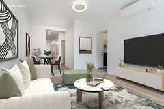 210 Westmount Avenue 1, Toronto, ON M6E 3M8