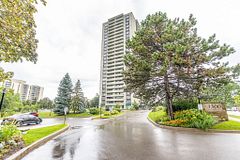 3300 Don Mills Road 1901, Toronto, ON M2J 4X7