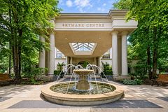 80 Harrison Garden Boulevard 323, Toronto, ON M2N 7E3
