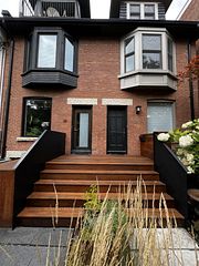 26 Gibson Avenue Main, Toronto, ON M5R 1T5