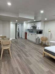 138 Robert Street B01, Toronto, ON M5S 2K3