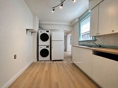 107 Huron st Street, Toronto, ON M5T 2A9