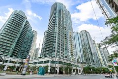 10 Yonge Street 1910, Toronto, ON M5E 1R4