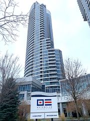 208 Queens Quay W 3505, Toronto, ON M5J 2Y5