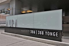 388 Yonge Street 6902, Toronto, ON M5B 0A4