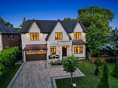5 Lloydminster Crescent, Toronto, ON M2M 2R9