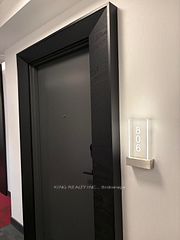 70 Princess Street 806 E, Toronto, ON M5A 0X6