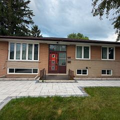 87 Elvaston Drive, Toronto, ON M4A 1N7