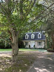 38 Donwoods Drive, Toronto, ON M4N 2G2