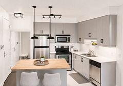 1 Scott Street # 2501, Toronto, ON M5E 1A1