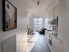 501 Adelaide Street W 904, Toronto, ON M5V 0R3