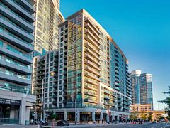 25 Lower Simcoe Street 305, Toronto, ON M5J 3A1