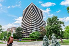 10 Avoca Avenue 704/705, Toronto, ON M4T 2B7