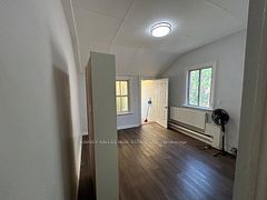 1098 Bathurst Street 3, Toronto, ON M5R 3G9
