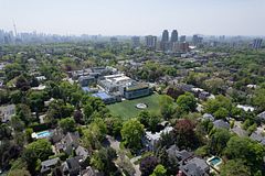 29 Highbourne Avenue, Toronto, ON M5P 2J1