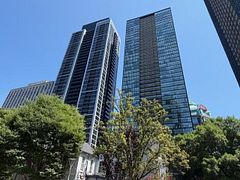 28 Ted Rogers Way 912, Toronto, ON M4Y 2J4