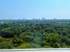 15 Vicora Link Way 1802, Toronto, ON M3C 1A9