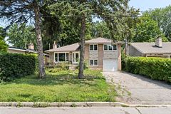 231 Goulding Avenue Main Fl, Toronto, ON M2R 2P6