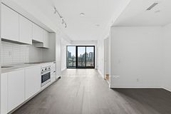 25 Frederick Todd Way 809, Toronto, ON M4G 0C9