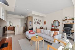 840 St. Clair Avenue W 803, Toronto, ON M6C 1C1