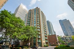 28 Olive Avenue 208, Toronto, ON M2N 7E6