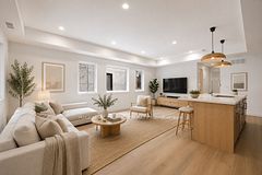 91 Barton Avenue 2, Toronto, ON M6G 1P7