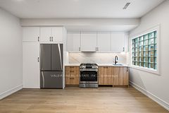 131 Dovercourt Road Laneway Main, Toronto, ON M6J 3C5
