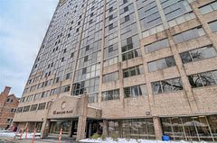 15 Maitland Place N 702, Toronto, ON M4Y 2X3