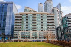 51 Lower Simcoe Street 1915, Toronto, ON M5J 3A2
