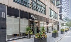 263 Wellington Street W 1206, Toronto, ON M5V 3E6