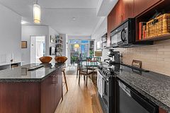 120 Homewood Avenue 1510, Toronto, ON M4Y 2J3