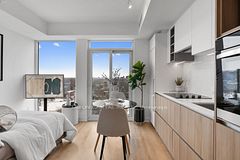 319 Jarvis Street 1612, Toronto, ON M5B 0C8