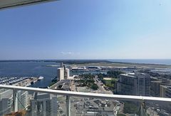 17 Bathurst Street 3002, Toronto, ON M5V 0N1