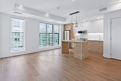 200 Redpath Avenue 3605, Toronto, ON M4P 0E6