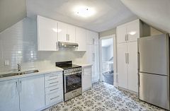 345 Gladstone Avenue Upper, Toronto, ON M6H 3H5