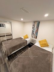 42 O'Shea Crescent, Toronto, ON M2J 2N5