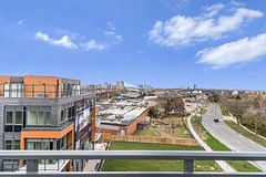 73 Curlew Drive 60, Toronto, ON M3A 0B1