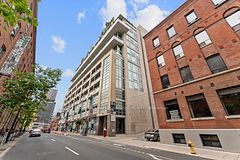 388 Richmond Street W 918, Toronto, ON M5V 3P1