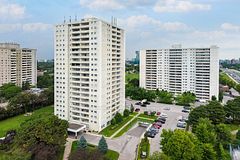 1350 York Mills Road 906, Toronto, ON M3A 1Z9